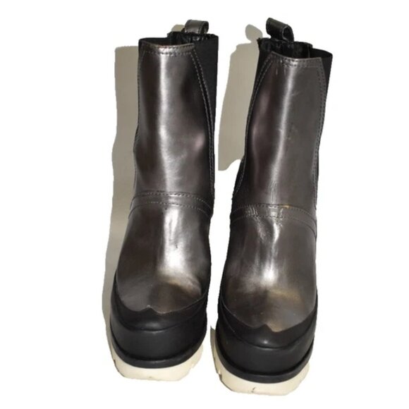 $300 HUNTER ORIGINAL HEEL CHELSEA BOOT LEATHER SILVER BLACK 6.5 UK 8.5 US (TE15) - Picture 3 of 8